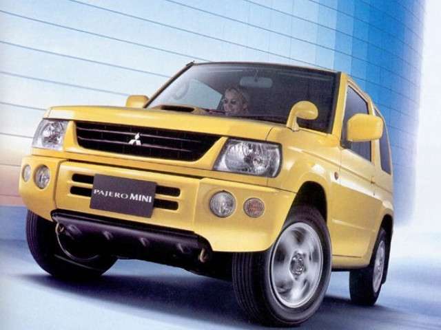 Mitsubishi Pajero Mini 0.7 MT (64 л.с.) - II 1998 – 2012, внедорожник 3 дв.