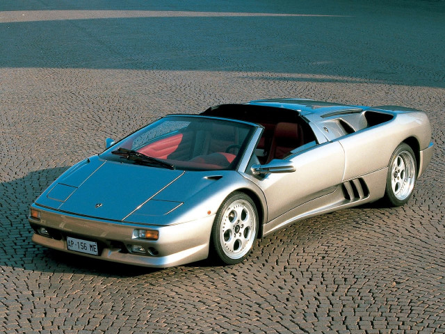 Lamborghini Diablo 5.8 MT (530 л.с.) -  1990 – 2001, родстер