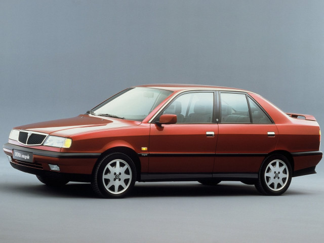 Lancia Dedra 1.6 MT (75 л.с.) -  1989 – 2000, седан