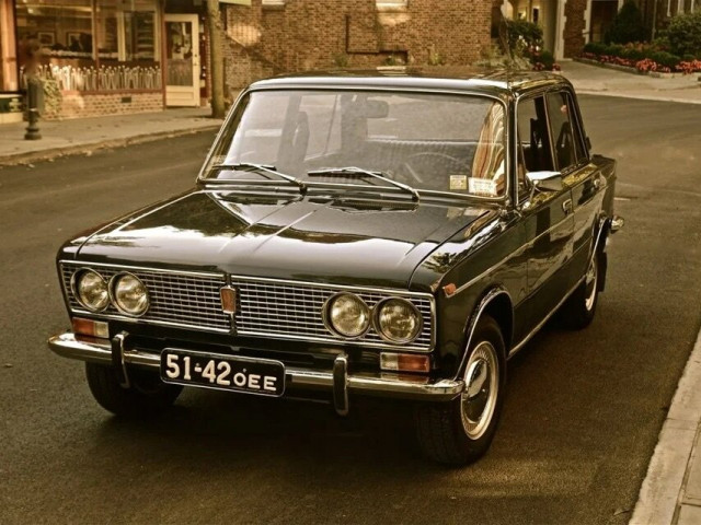 LADA (ВАЗ) 2103 1.2 MT (64 л.с.) -  1972 – 1984, седан