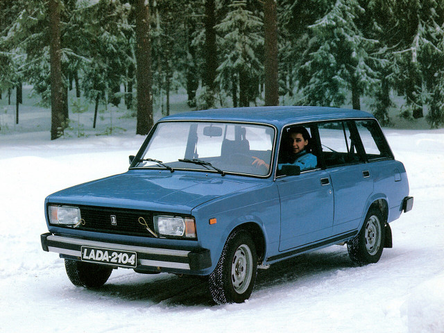 LADA (ВАЗ) 2104 1.5 MT (68 л.с.) -  1984 – 2012, универсал 5 дв.