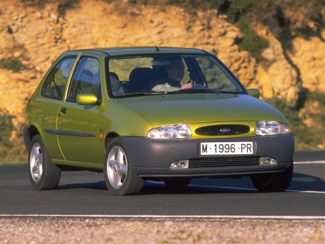 Ford Fiesta 1.3 CVT (75 л.с.) - Mk4 1995 – 1999, хэтчбек 3 дв.