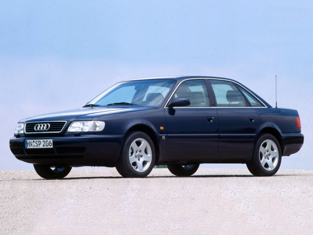 Audi A6 2.5D MT (140 л.с.) - I (C4) 1994 – 1997, седан