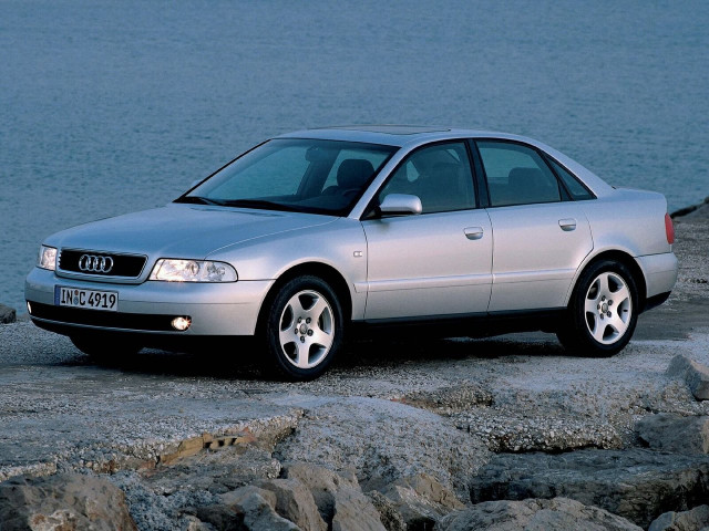 Audi A4 1.9D MT 4x4 (116 л.с.) - I (B5) Рестайлинг 1999 – 2001, седан
