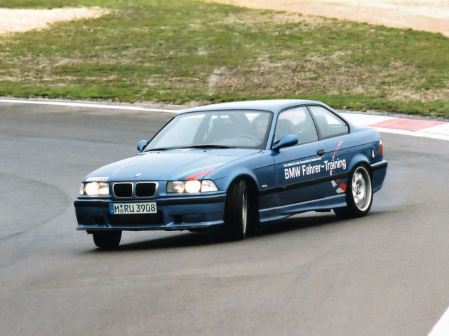 BMW M3 3.0 MT (286 л.с.) - II (E36) 1992 – 1999, купе