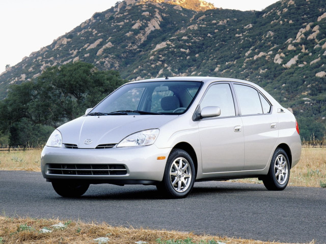 Toyota Prius 1.5 AT (72 л.с.) - I Рестайлинг (XW10) 2000 – 2003, седан