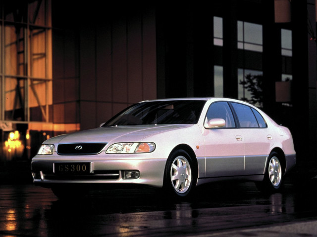 Lexus GS 3.0 AT (212 л.с.) - I 1993 – 1997, седан