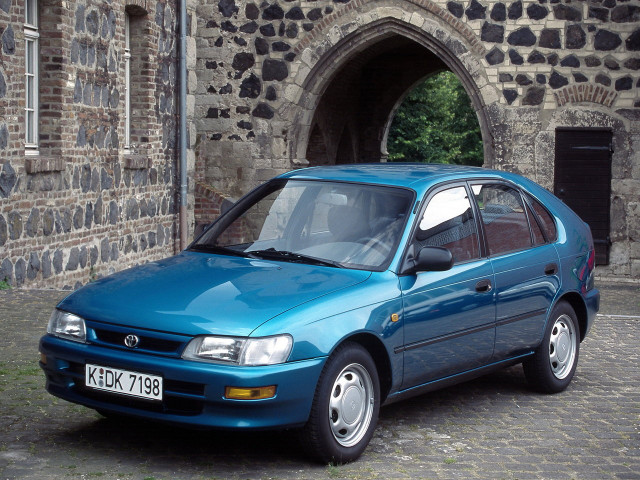 Toyota Corolla 1.6 MT (114 л.с.) - VII (E100) 1991 – 2002, хэтчбек 5 дв.