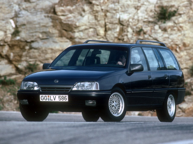 Opel Omega 3.0 AT (177 л.с.) - A 1984 – 1994, универсал 5 дв.