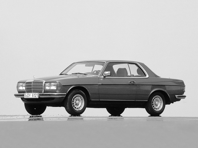 Mercedes-Benz W123 2.8 AT (156 л.с.) -  1975 – 1985, купе