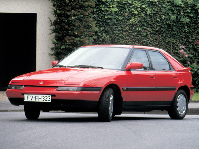 Mazda 323 1.9 AT 4x4 (131 л.с.) - IV (BG) 1989 – 1995, хэтчбек 5 дв.