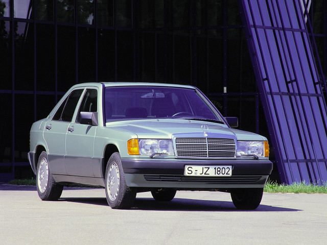 Mercedes-Benz 190 (W201) 2.0 MT (122 л.с.) -  1982 – 1993, седан