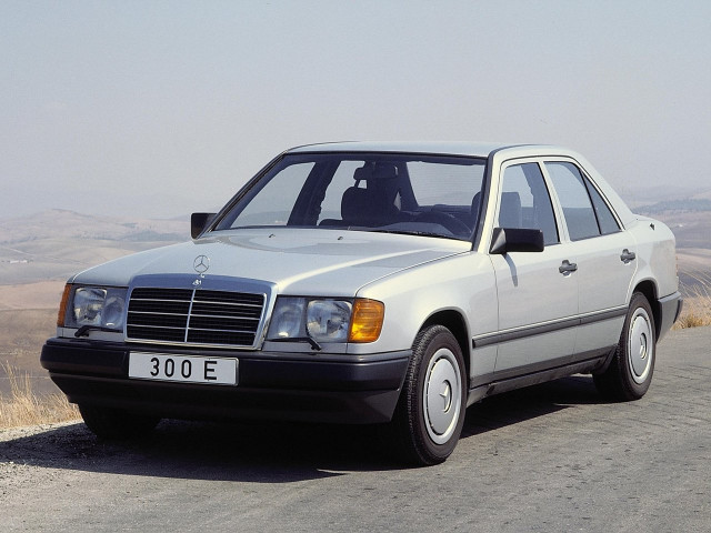 Mercedes-Benz W124 3.0D MT (109 л.с.) -  1984 – 1993, седан