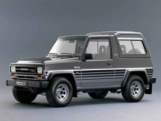 Daihatsu Rocky 2.3 MT 4x4 (91 л.с.) - I 1989 – 1998, внедорожник 3 дв.