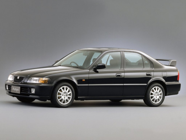 Honda Rafaga 2.0 MT (160 л.с.) -  1993 – 1997, седан