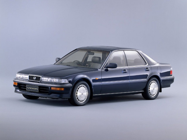Honda Vigor 2.0 MT (165 л.с.) - III 1989 – 1998, седан