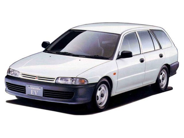 Mitsubishi Libero 2.0D AT 4x4 (88 л.с.) - I 1992 – 1995, универсал 5 дв.