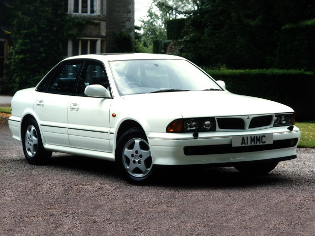 Mitsubishi Sigma 2.0 AT (145 л.с.) -  1990 – 1996, седан