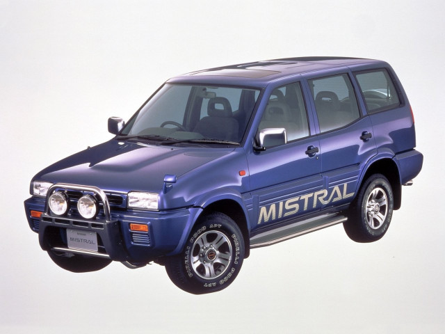 Nissan Mistral 2.7D MT 4x4 (125 л.с.) -  1994 – 1999, внедорожник 5 дв.