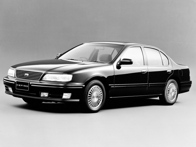 Nissan Cefiro 2.5 AT (190 л.с.) - II (A32) 1994 – 2000, седан