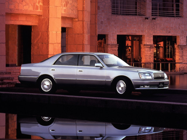 Toyota Crown Majesta 3.0 AT (220 л.с.) - II (S150) 1995 – 1999, седан
