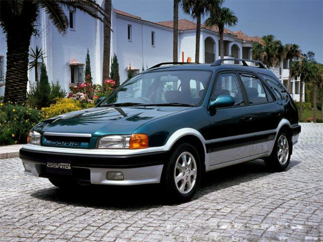 Toyota Sprinter Carib 1.8 AT 4x4 (120 л.с.) - III 1995 – 2002, универсал 5 дв.