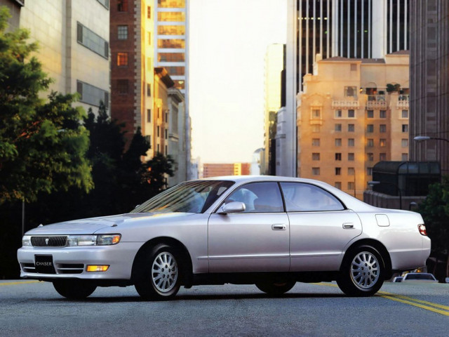 Toyota Chaser 2.5 AT 4x4 (180 л.с.) - V (X90) Рестайлинг 1994 – 1996, седан