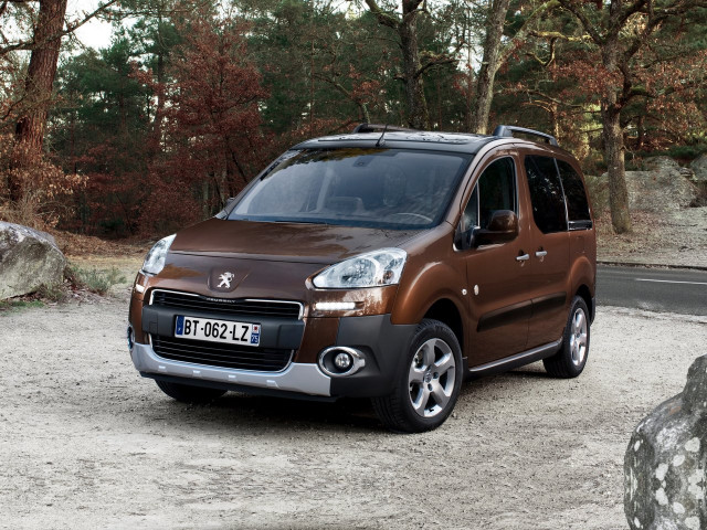 Peugeot Partner 1.6 MT Active (110 л.с.) - II Рестайлинг 2012 – 2015, компактвэн