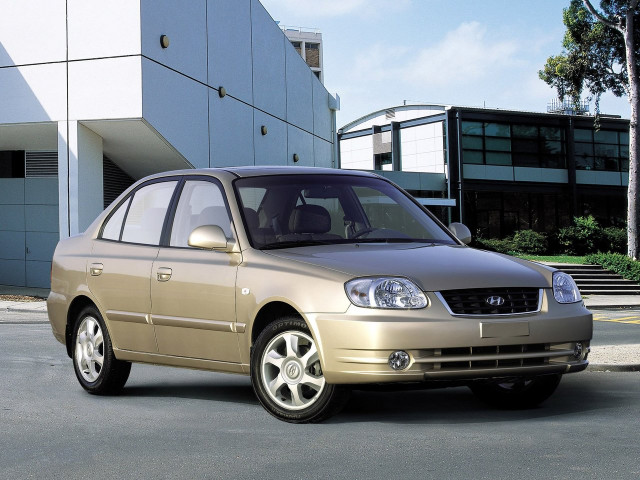 Hyundai Accent 1.5D MT (82 л.с.) - II Рестайлинг 2002 – 2005, седан