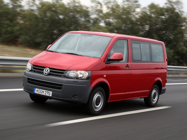 Volkswagen Transporter 2.0 MT (115 л.с.) - T5 Рестайлинг 2009 – 2015, минивэн