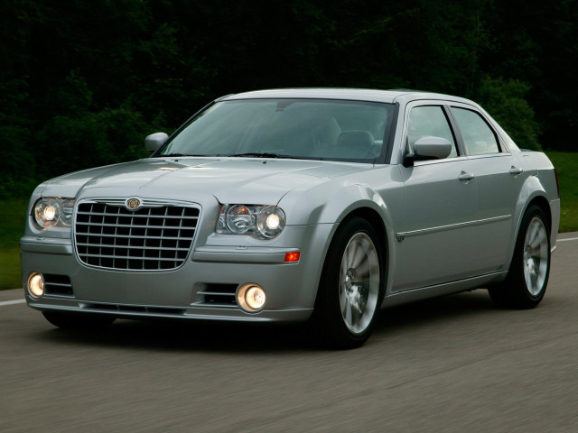 Chrysler 300C 6.1 AT (425 л.с.) - I 2004 – 2011, седан